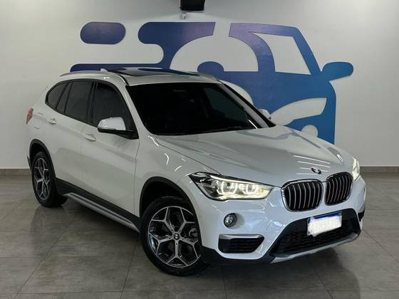 BMW X1 2.0 16V TURBO ACTIVEFLEX SDRIVE20I X-LINE 4P AUTOMÁTICO BMW X1 2.0 16V TURBO ACTIVEFLEX SDRIVE20I X-LINE 4P AUTOMÁTICO